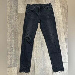 Zara Jeans Womens Size 2 Black Skinny Ankle Distressed Raw Hem Denim Pants